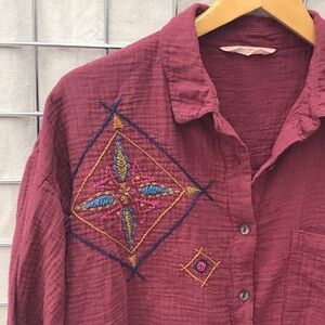 Woven Embroidered Button-Down Shirt - Burgundy